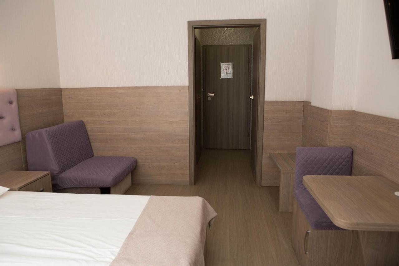 Hotel Mini Elegant Kiev Exterior foto