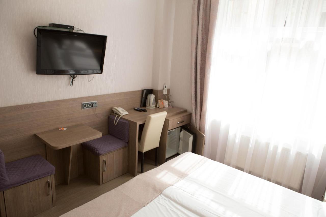 Hotel Mini Elegant Kiev Exterior foto