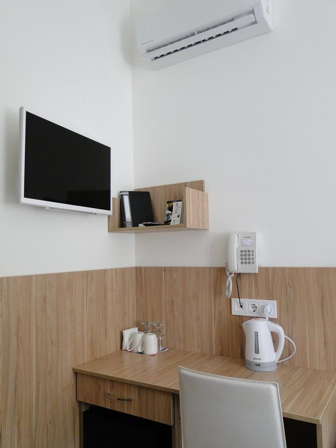 Hotel Mini Elegant Kiev Exterior foto